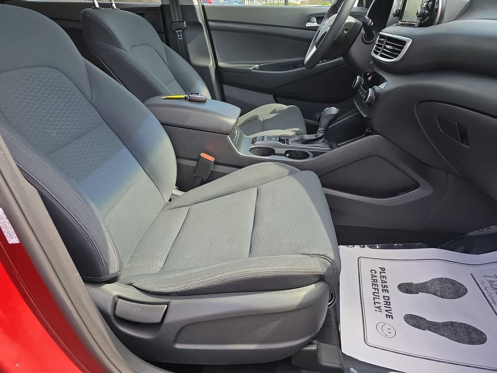 Used 2020 Hyundai Tucson Value w/ Winter Weather Package image 13