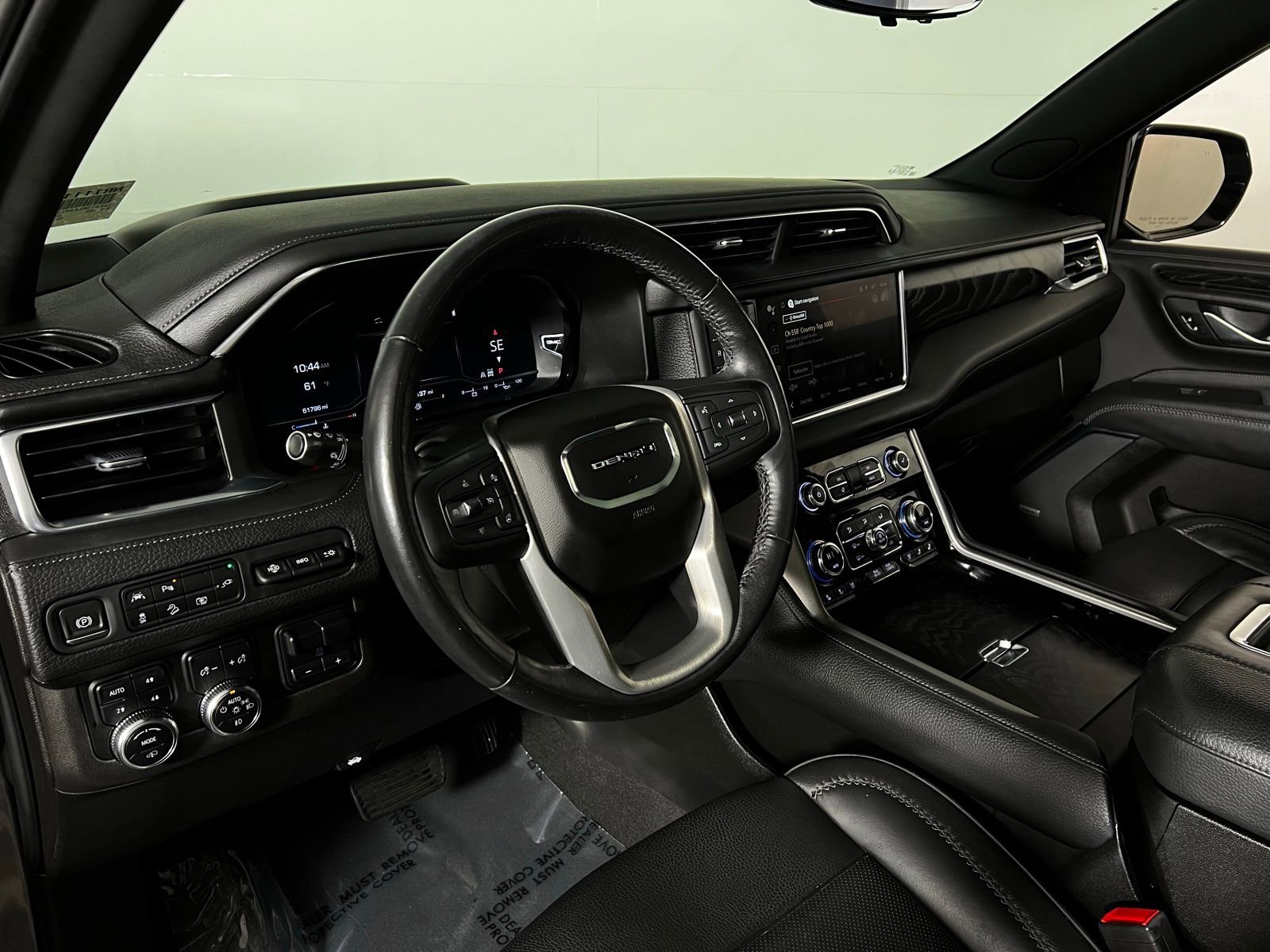 Used 2022 GMC Yukon Denali w/ Denali Ultimate Package image 12