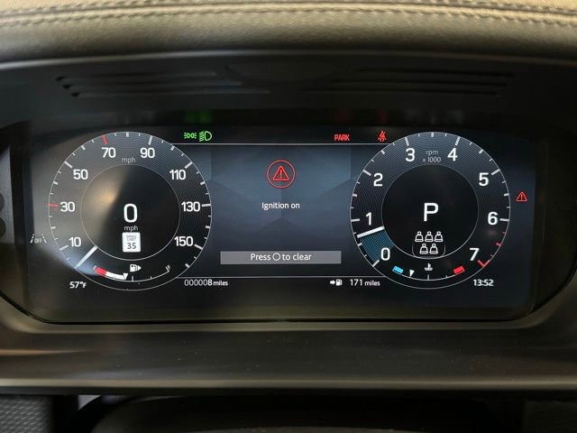 New 2024 Land Rover Discovery Dynamic SE image 15