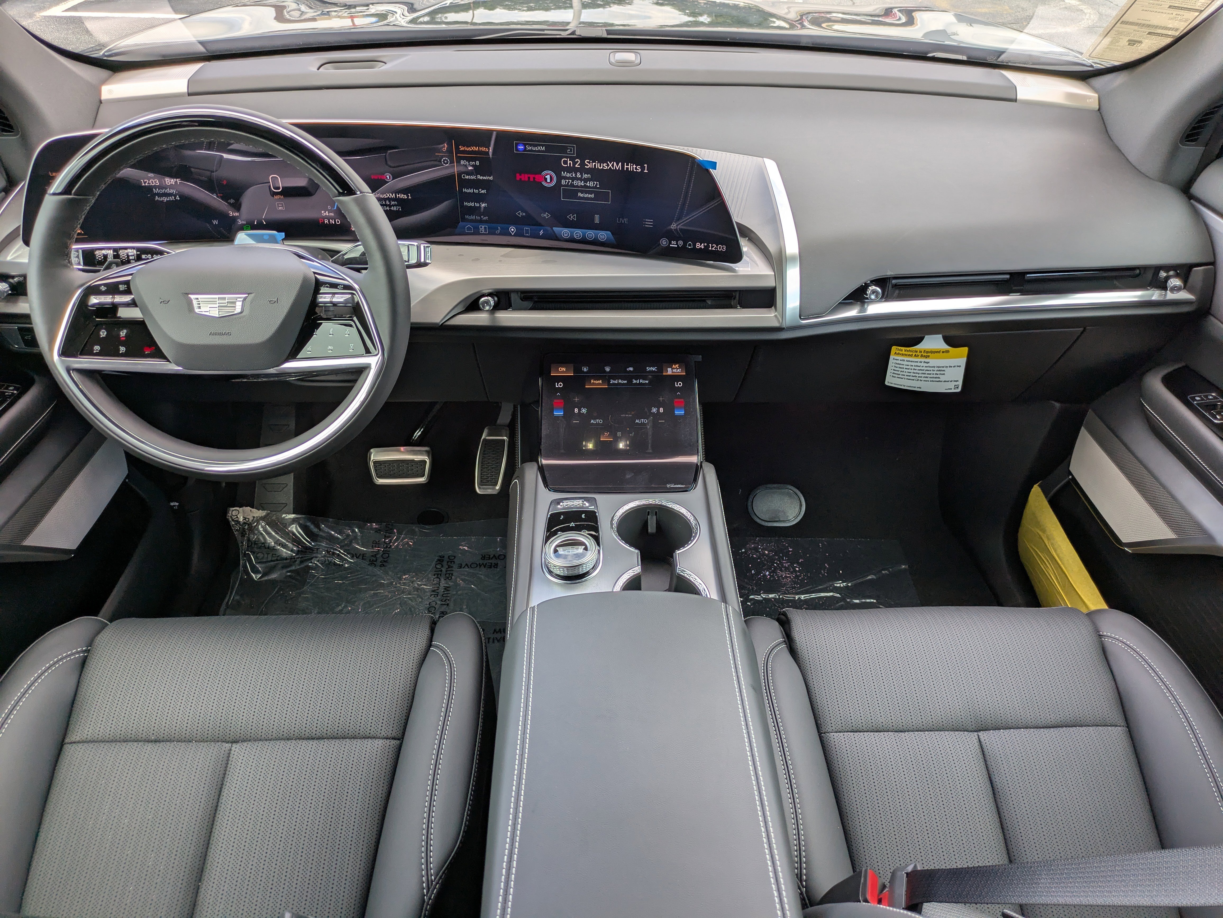 New 2026 Cadillac Vistiq Luxury w/ LPO, Floor Liner Package image 10