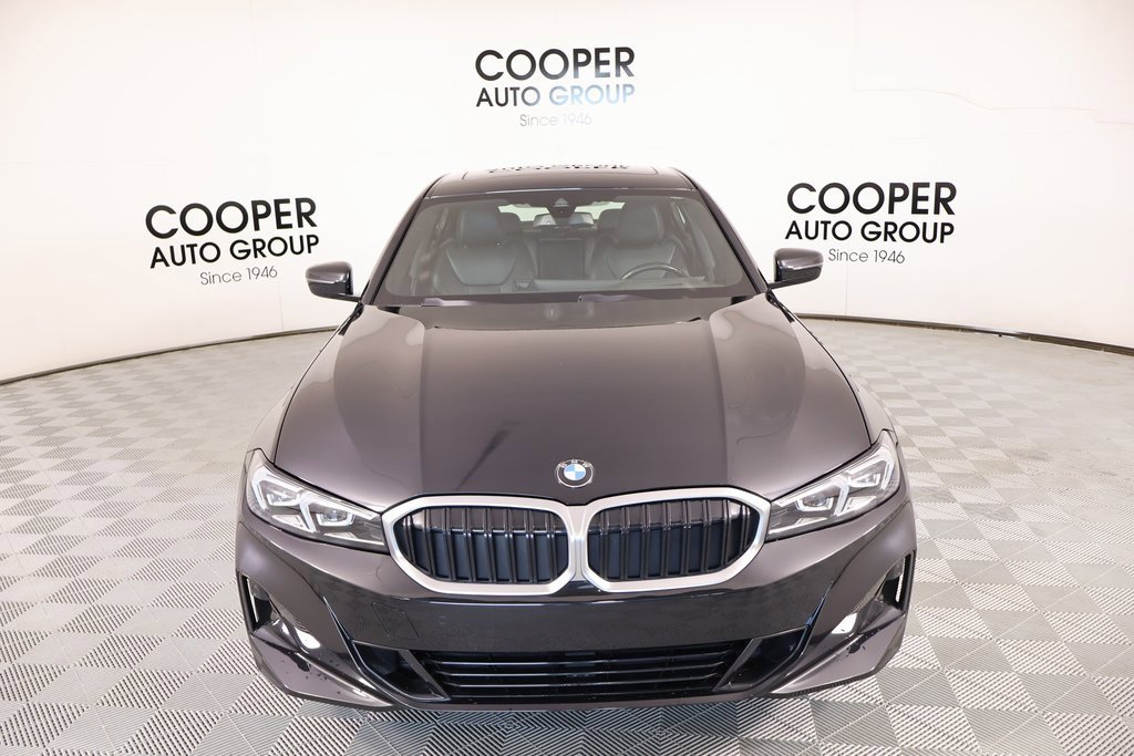 Used 2023 BMW 330i xDrive Sedan w/ Premium Package image 11