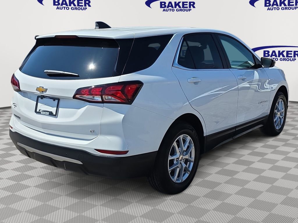Used 2024 Chevrolet Equinox LT w/ LPO, Floor Liner Package FWD image 8