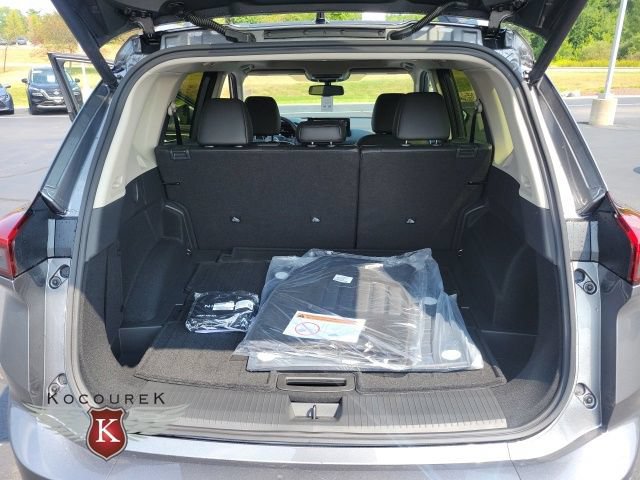 New 2026 Nissan Rogue Platinum w/ Platinum Premium Package AWD/4WD image 19