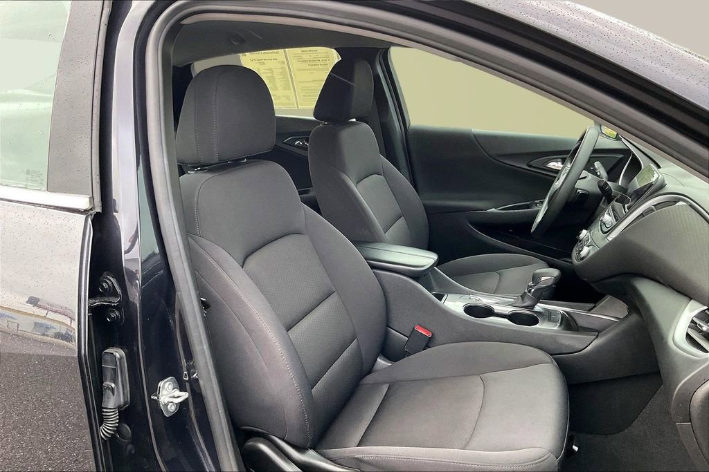 Used 2023 Chevrolet Malibu LT image 7