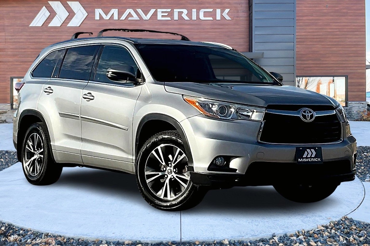 Used 2016 Toyota Highlander XLE