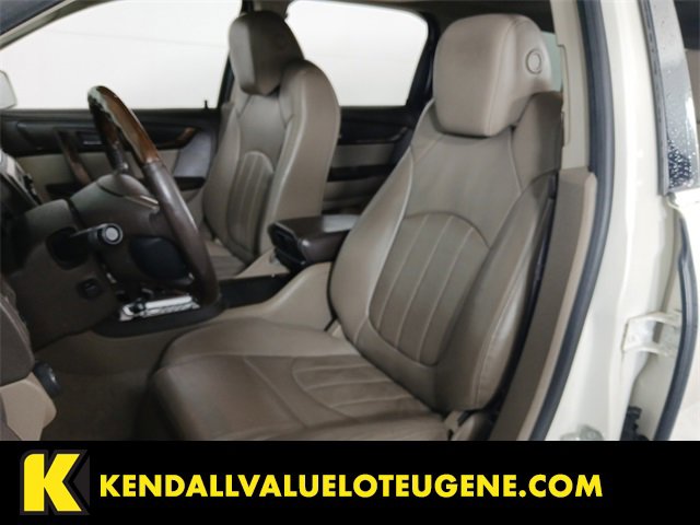 Used 2013 GMC Acadia Denali image 16