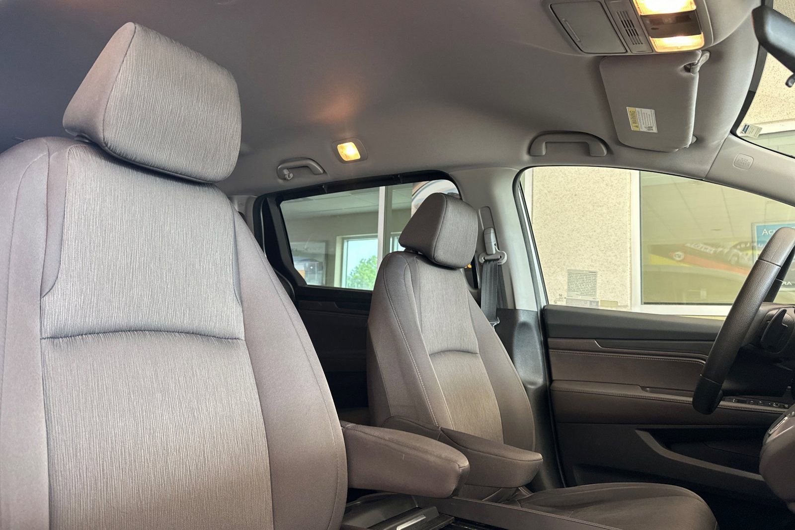 Used 2019 Honda Odyssey EX image 18