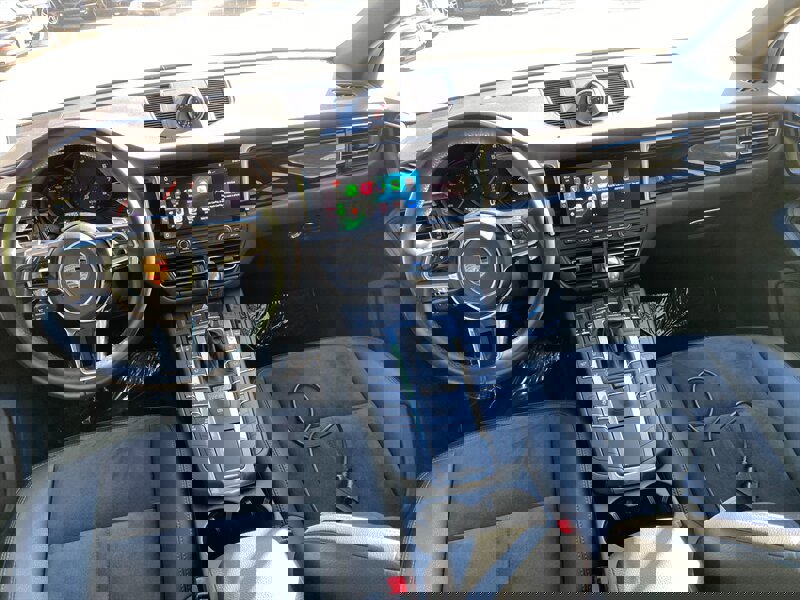 Used 2019 Porsche Macan image 24