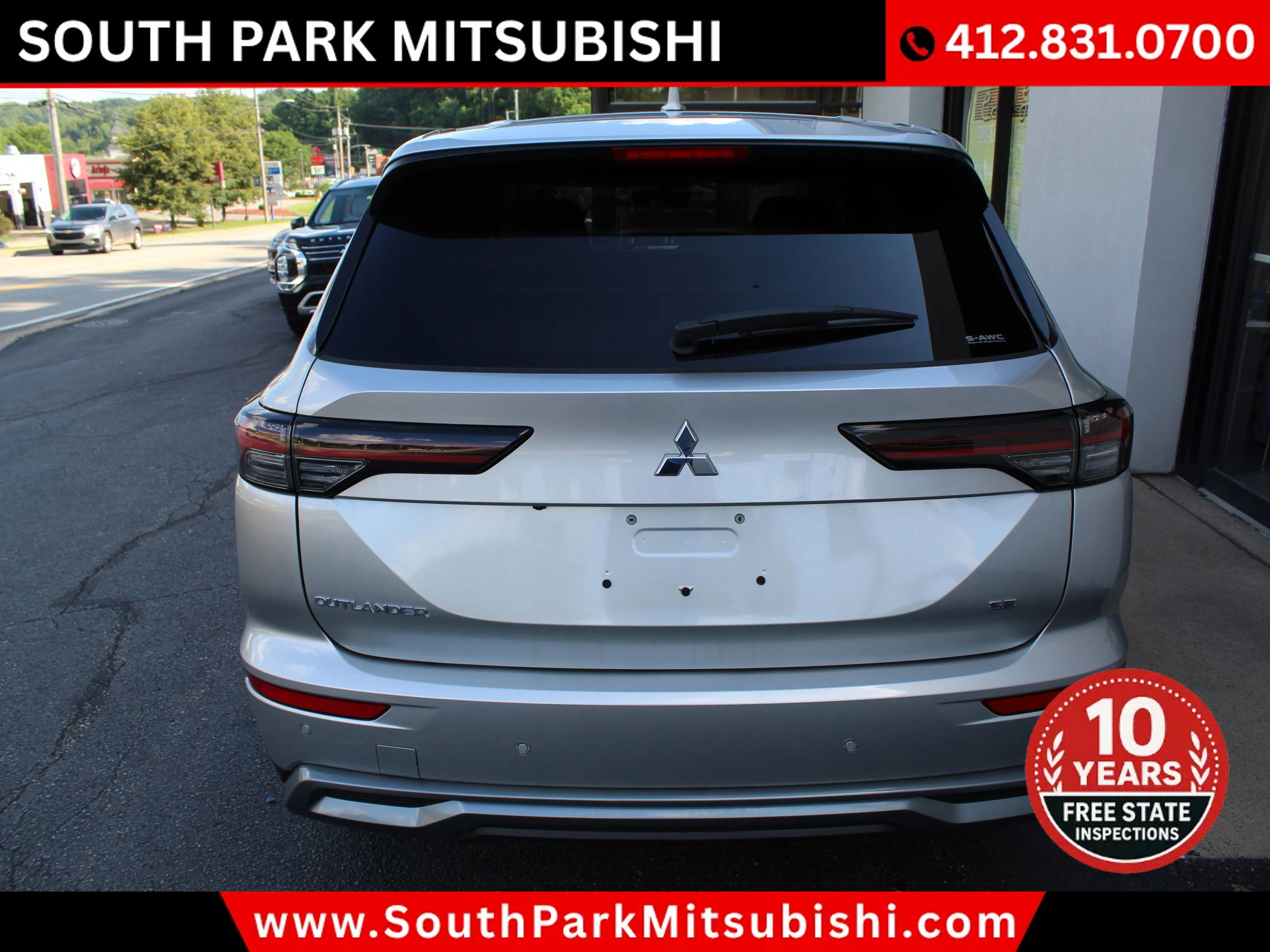 New 2025 Mitsubishi Outlander SE image 8