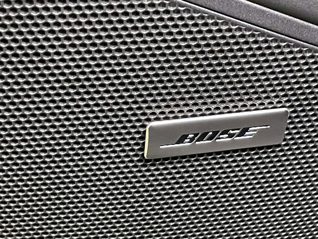 New 2025 Porsche Cayenne Turbo image 34