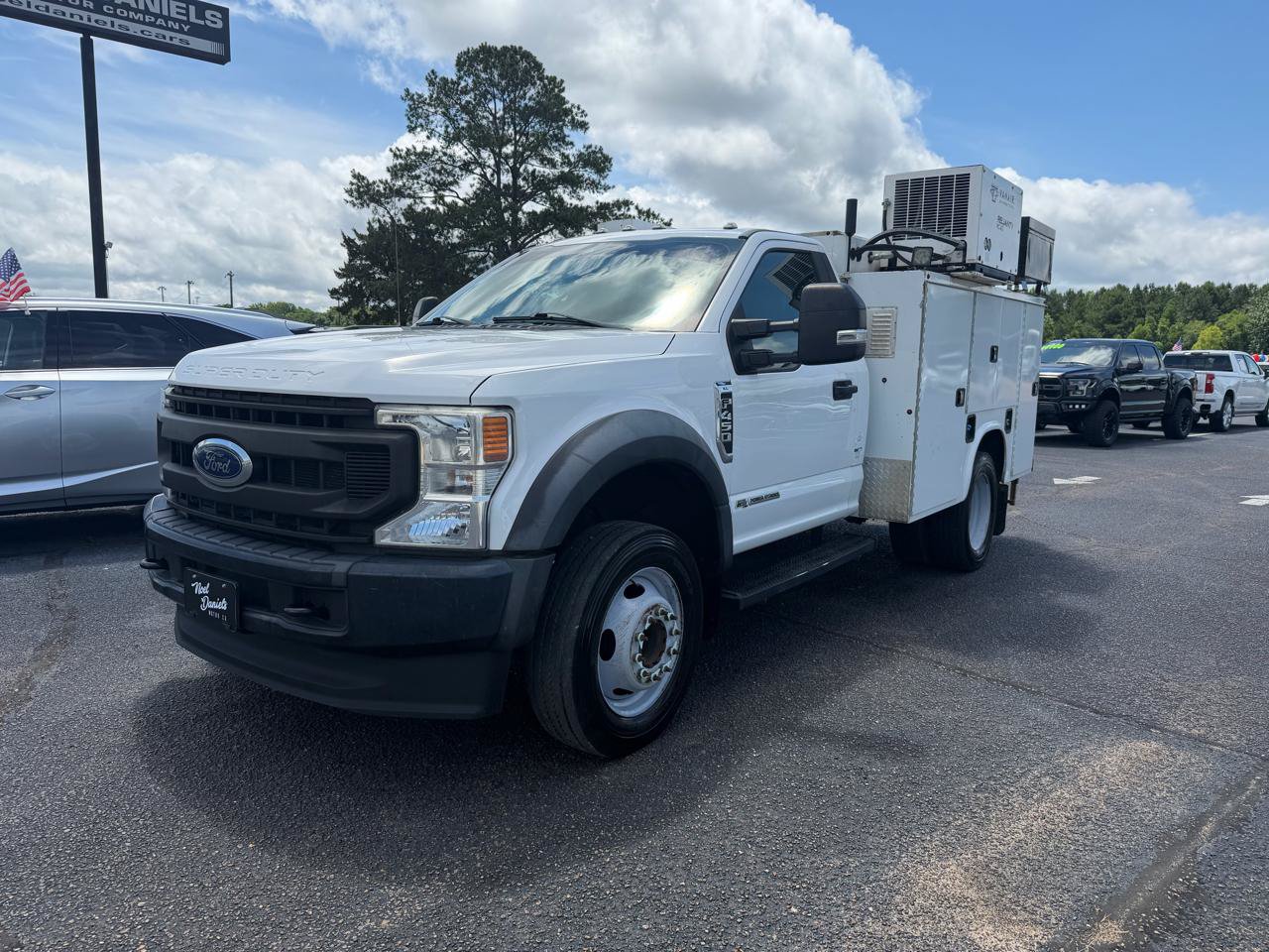 Used 2020 Ford F450 XL w/ Power Equipment Group RWD image 2