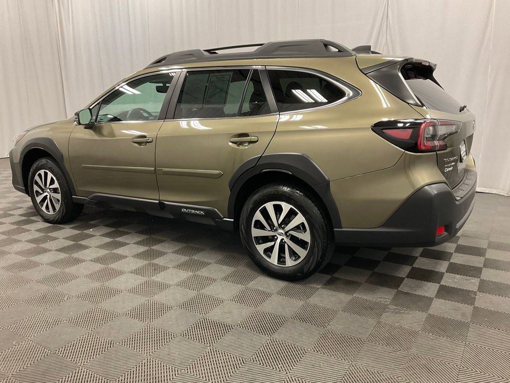 Used 2024 Subaru Outback Premium w/ Popular Package #1A AWD/4WD image 8