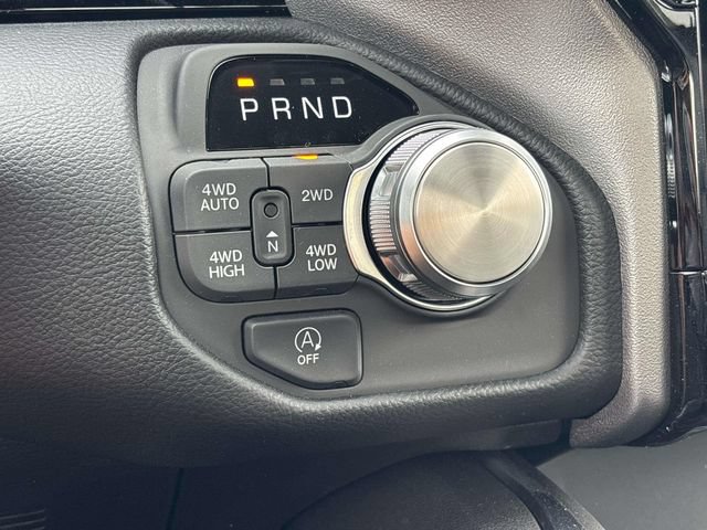 New 2026 RAM 1500 Laramie AWD/4WD image 14