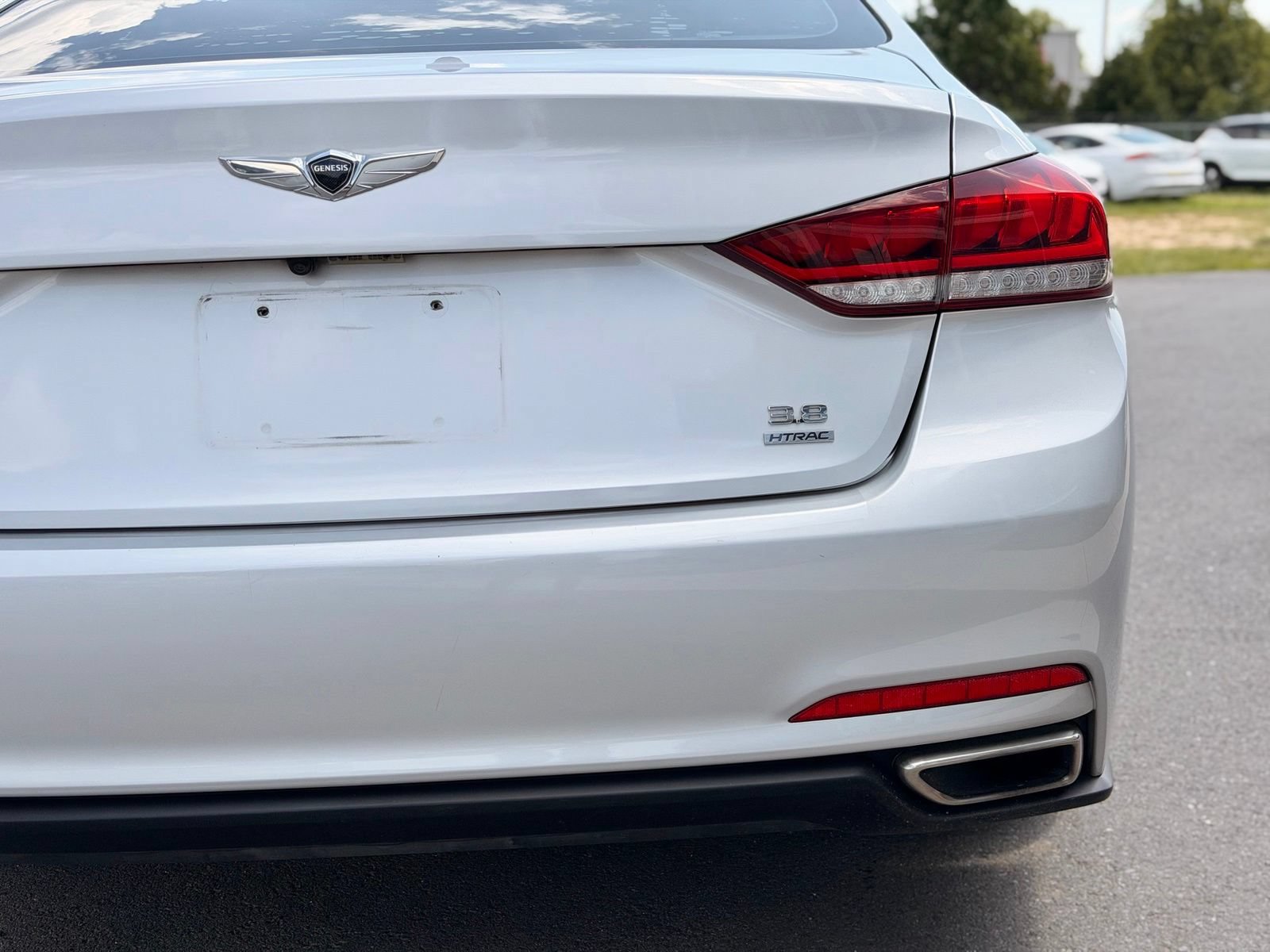 Used 2017 Genesis G80 3.8 AWD/4WD image 12