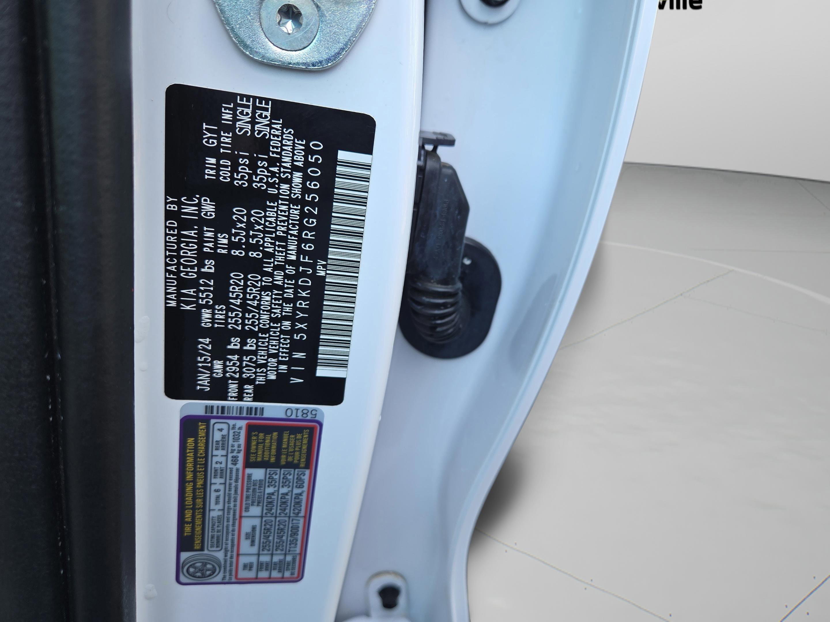 Used 2024 Kia Sorento SX image 9