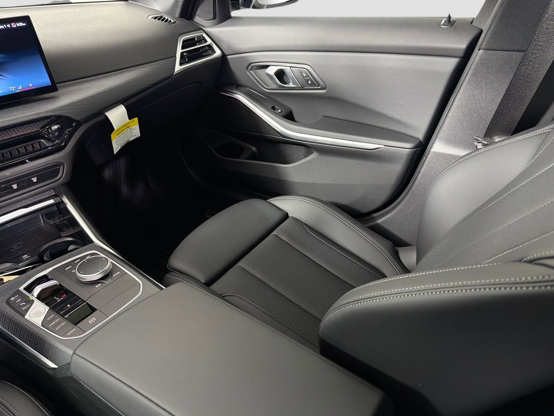 Certified 2025 BMW 330i Sedan w/ Convenience Package image 23