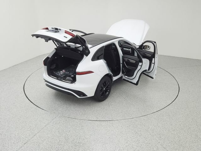 Used 2026 Jaguar F-PACE R-Dynamic S AWD/4WD image 16