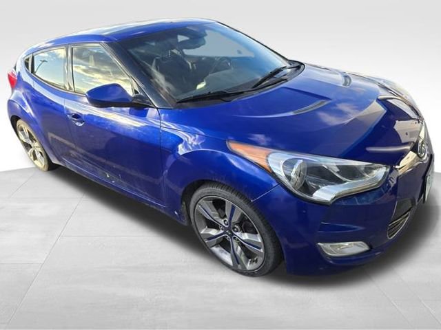 Used 2013 Hyundai Veloster w/ Style Pkg image 8