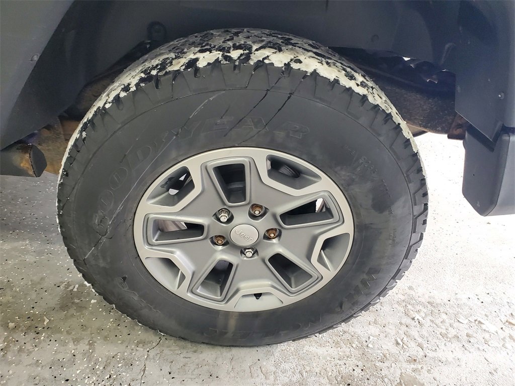 Used 2018 Jeep Wrangler Unlimited Rubicon w/ Cold Weather Group image 25