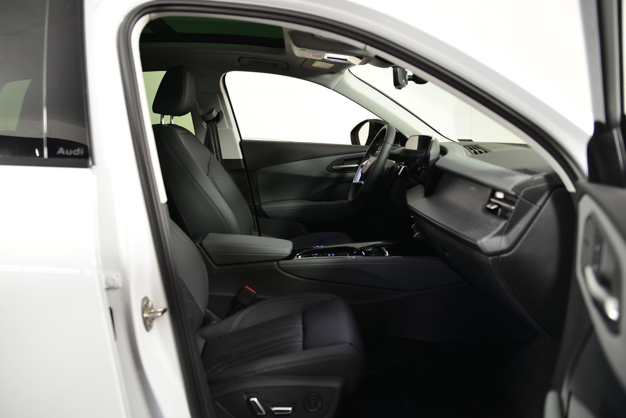 New 2026 Audi Q3 quattro 2.0T image 16