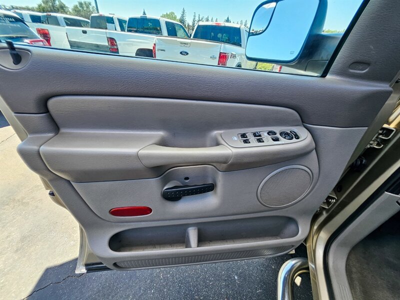 Used 2004 Dodge Ram 2500 Truck SLT w/ Trailer Tow Group AWD/4WD image 20