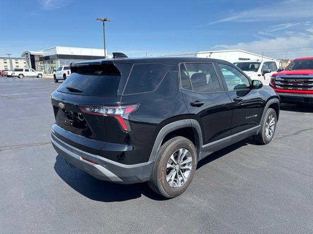 Used 2025 Chevrolet Equinox LT FWD image 3