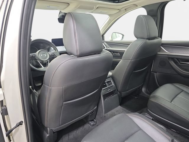 Used 2024 MAZDA CX-90 3.3 Turbo w/ Premium Package AWD/4WD image 12