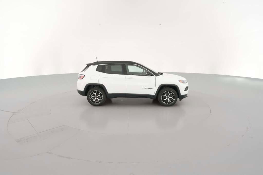 New 2026 Jeep Compass Limited image 14