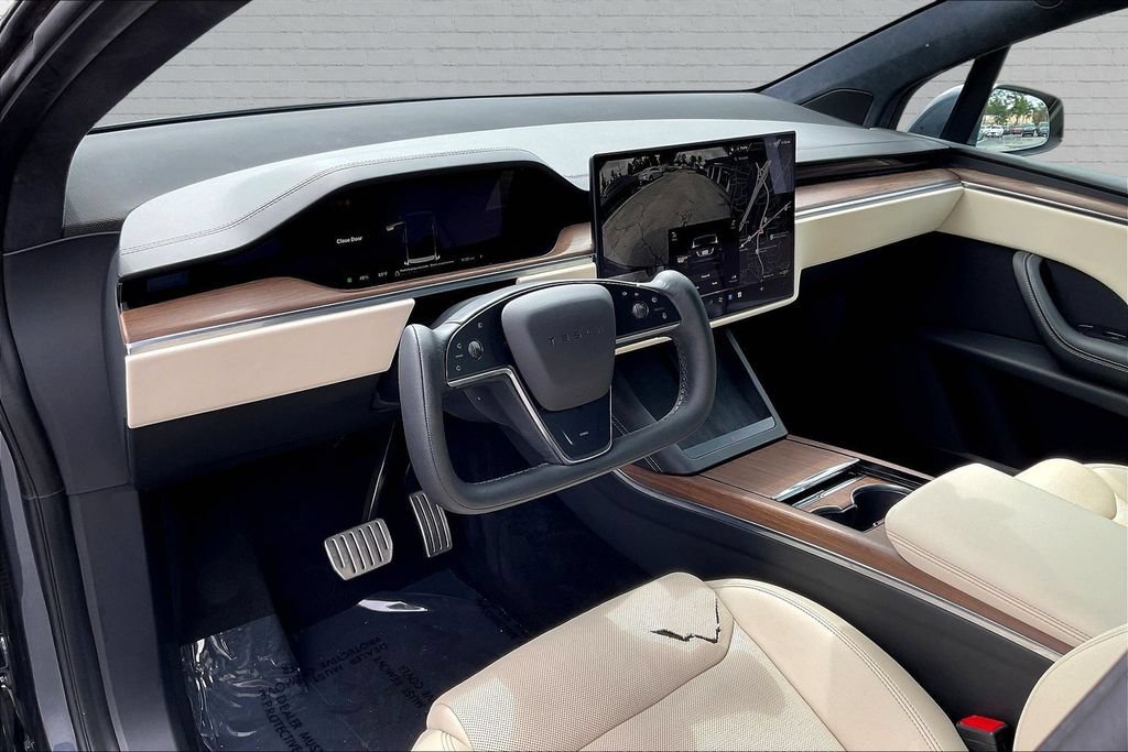 Used 2023 Tesla Model X AWD/4WD image 8