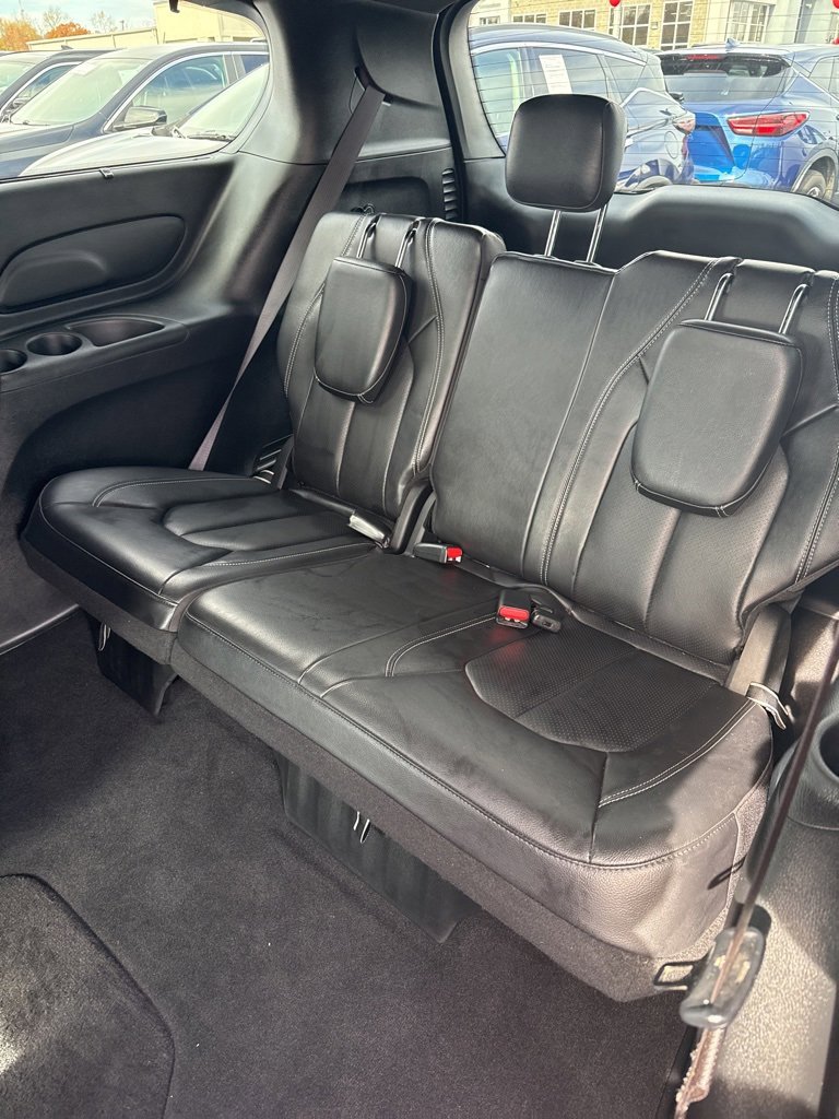 Used 2022 Chrysler Pacifica Touring-L w/ S Appearance Package image 12