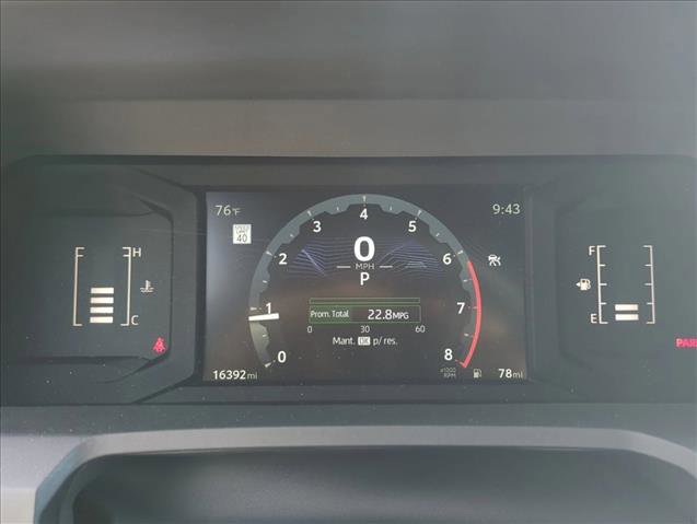 Used 2025 Toyota Tacoma SR5 image 17