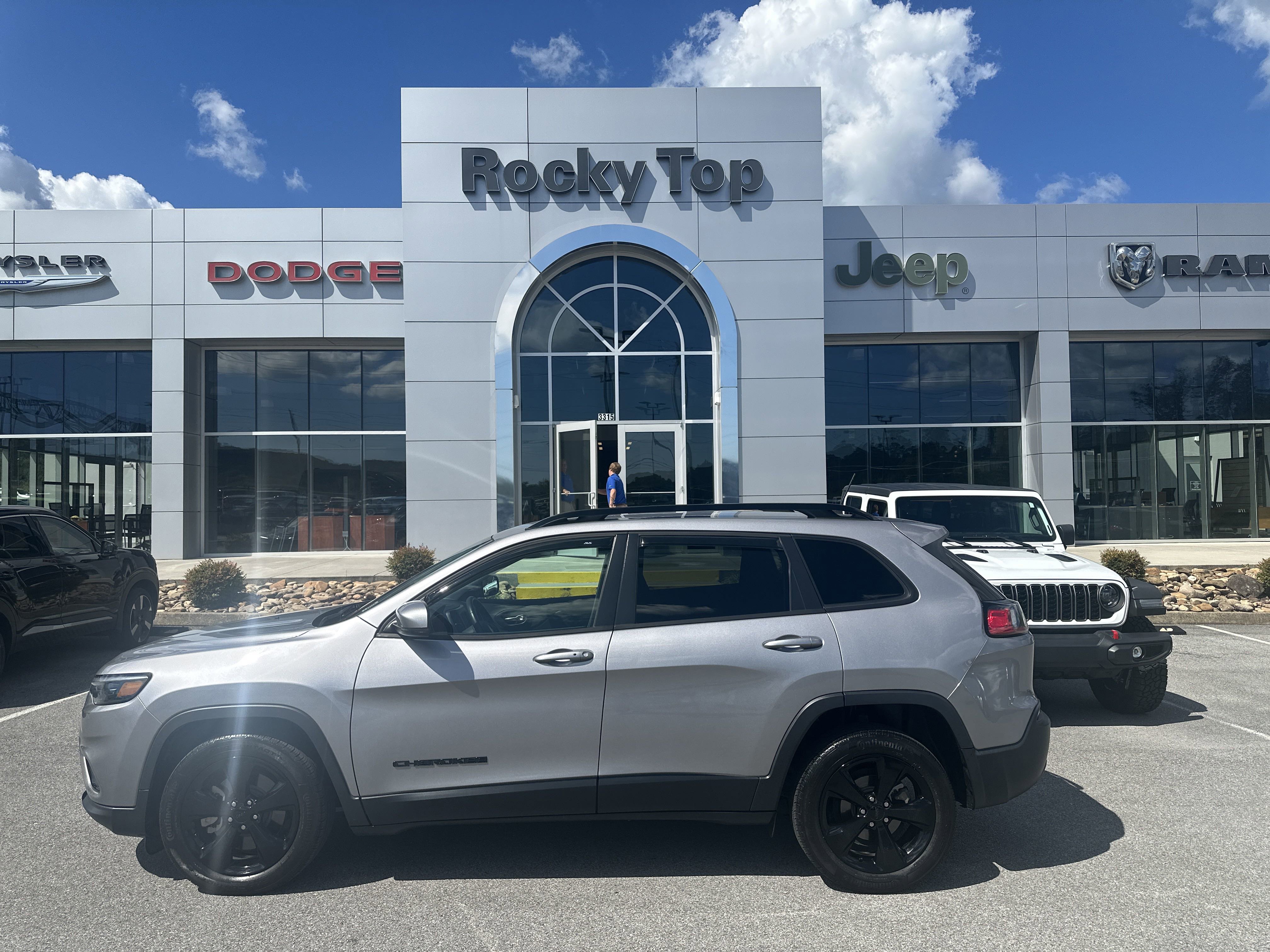 Used 2019 Jeep Cherokee Latitude Plus