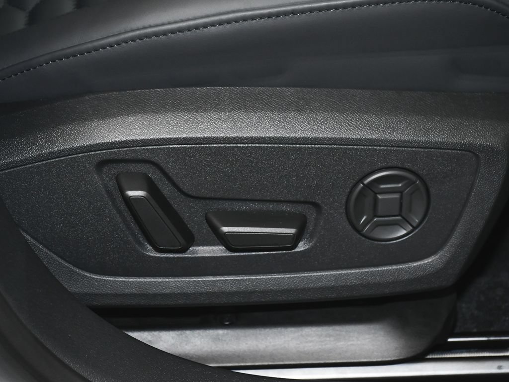 Used 2026 Audi RS 3 AWD/4WD image 70