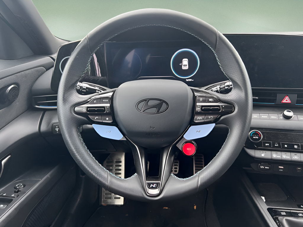 Certified 2025 Hyundai Elantra N FWD image 21