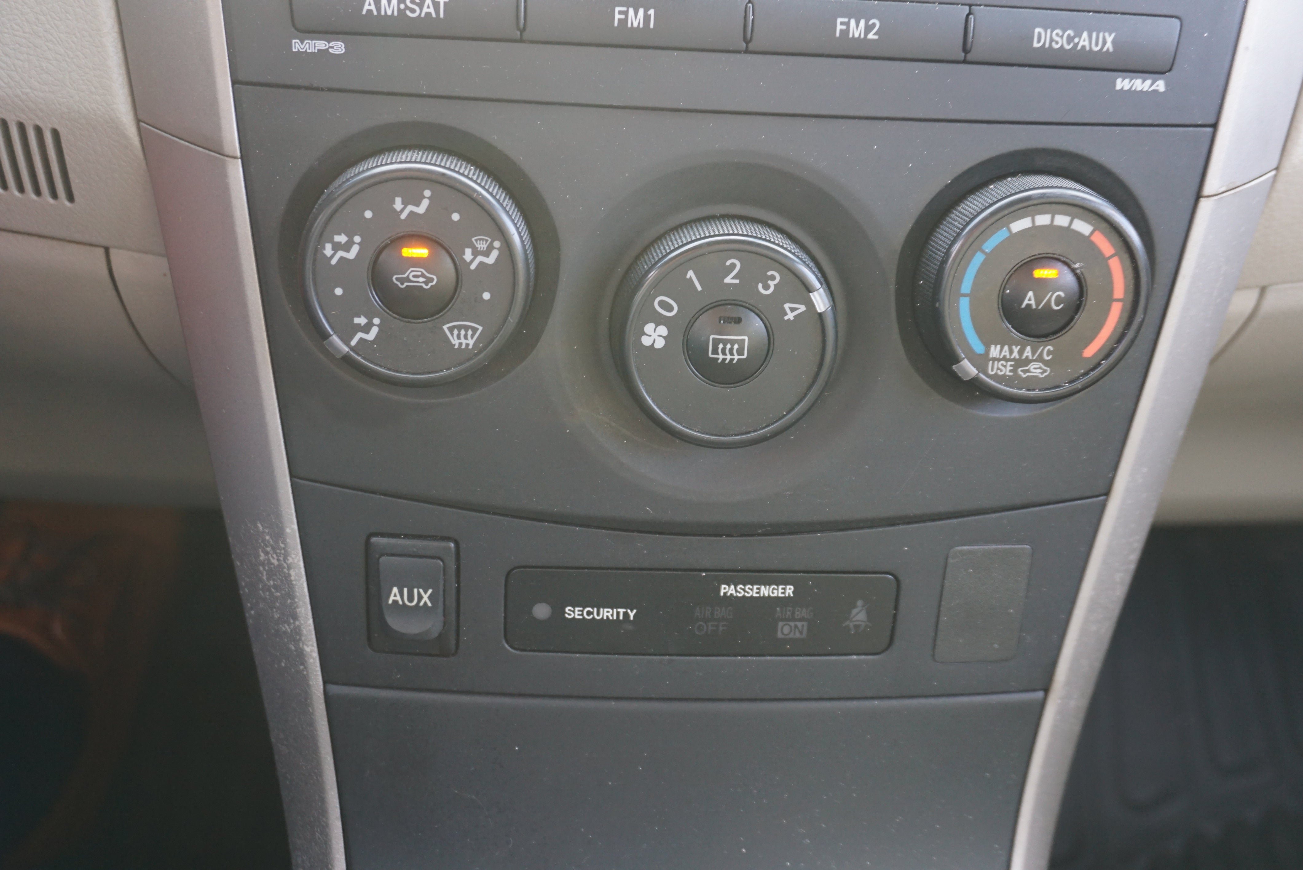 Used 2010 Toyota Corolla FWD image 11