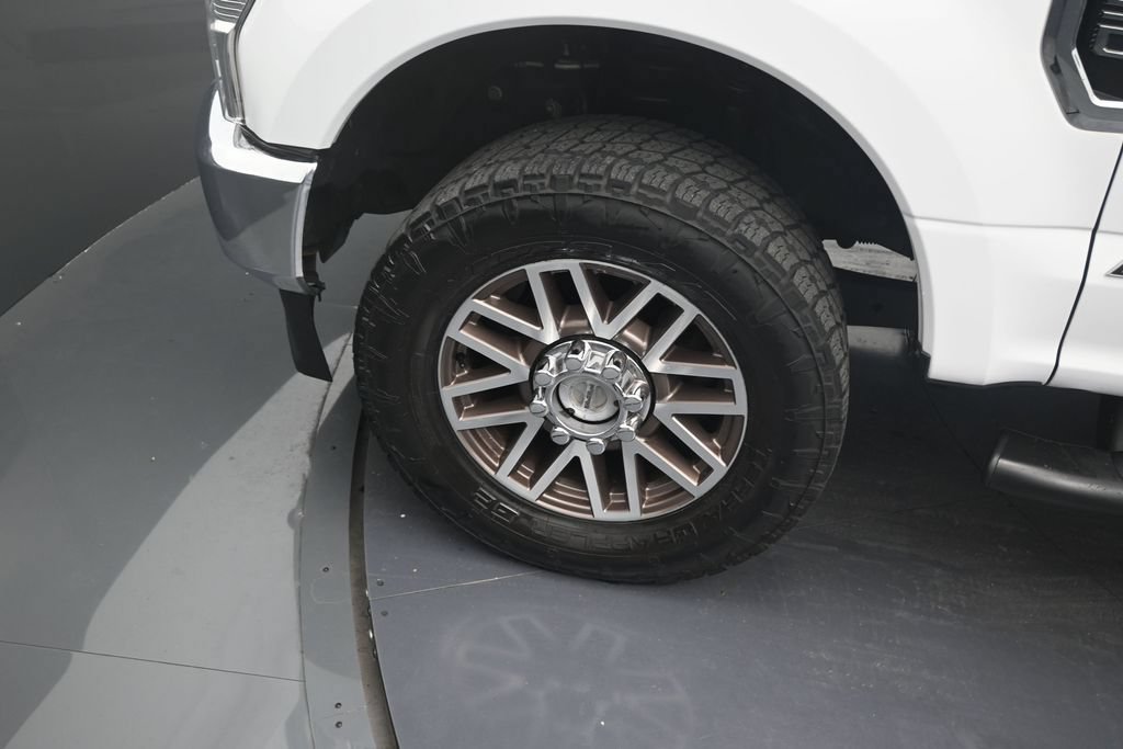 Used 2020 Ford F250 XL w/ Power Equipment Group AWD/4WD image 9