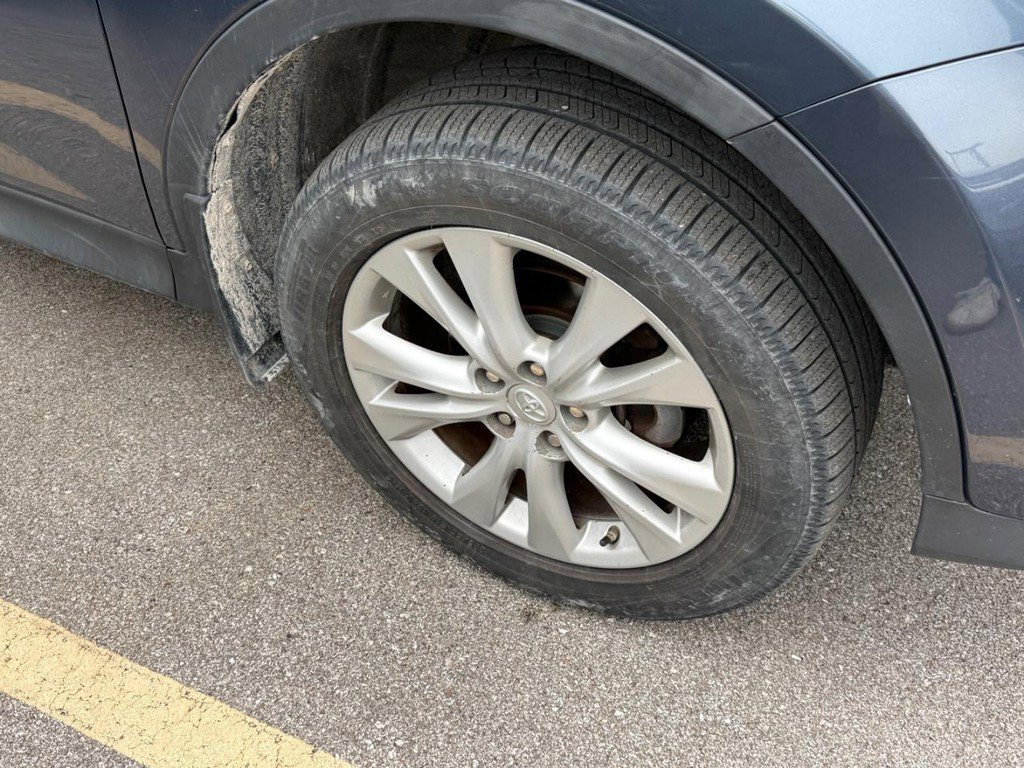 Used 2014 Toyota RAV4 Limited image 5