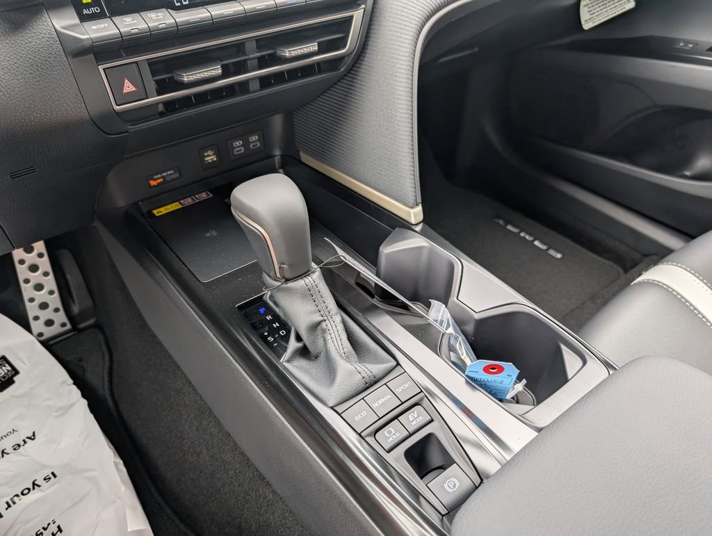 New 2026 Toyota Camry Hybrid image 15