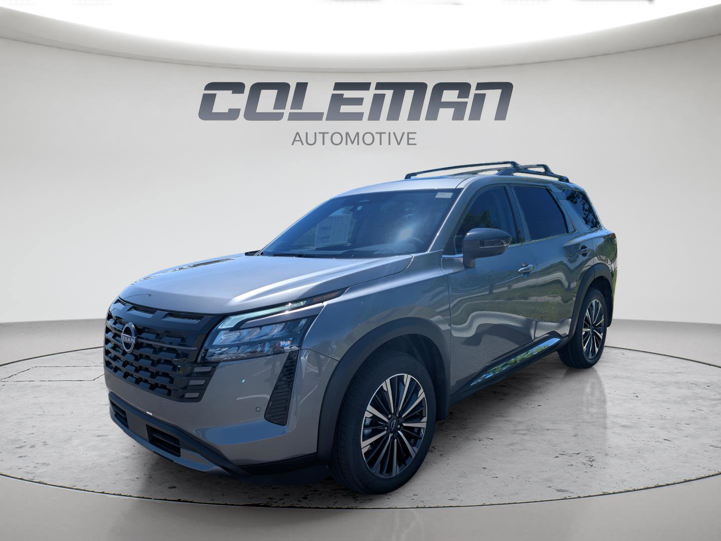 New 2026 Nissan Pathfinder Platinum AWD/4WD image 1