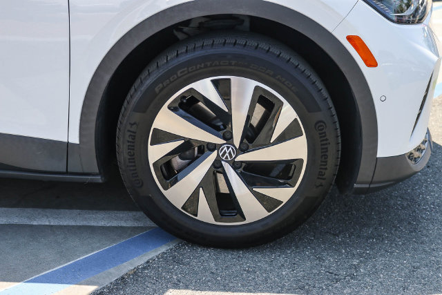 Used 2023 Volkswagen ID.4 Pro RWD image 15