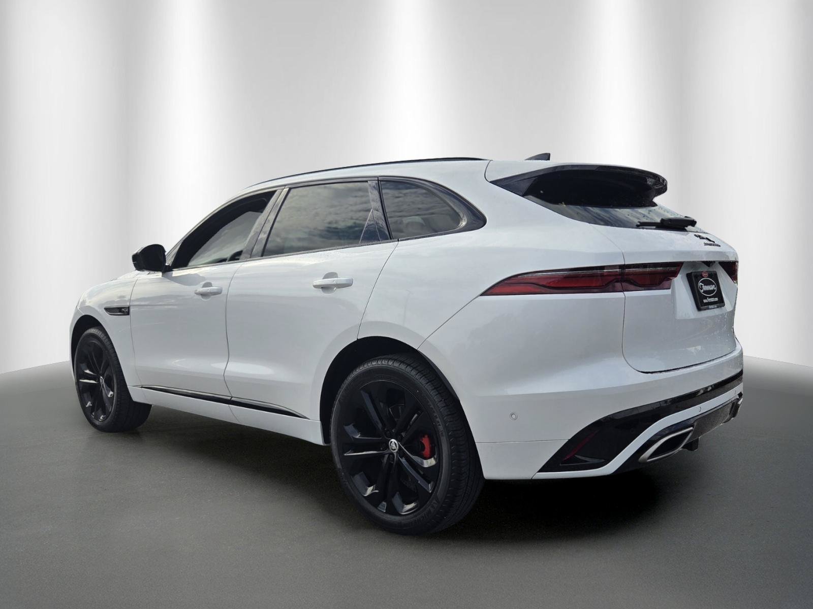 Used 2024 Jaguar F-PACE R-Dynamic S AWD/4WD image 5