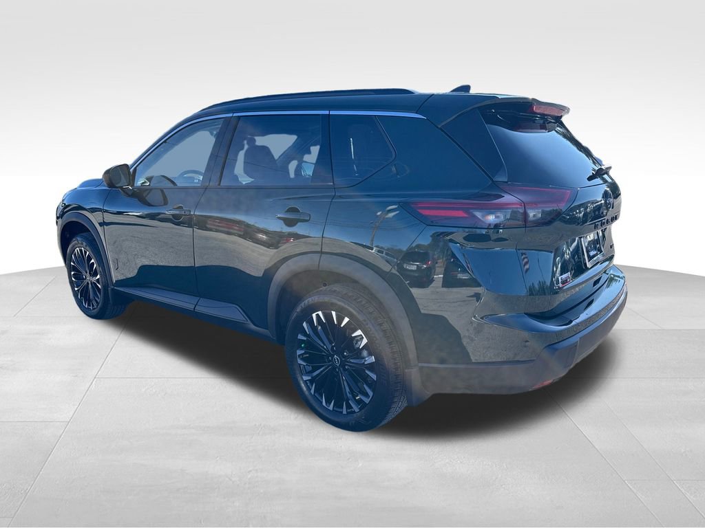 New 2026 Nissan Rogue SV image 4
