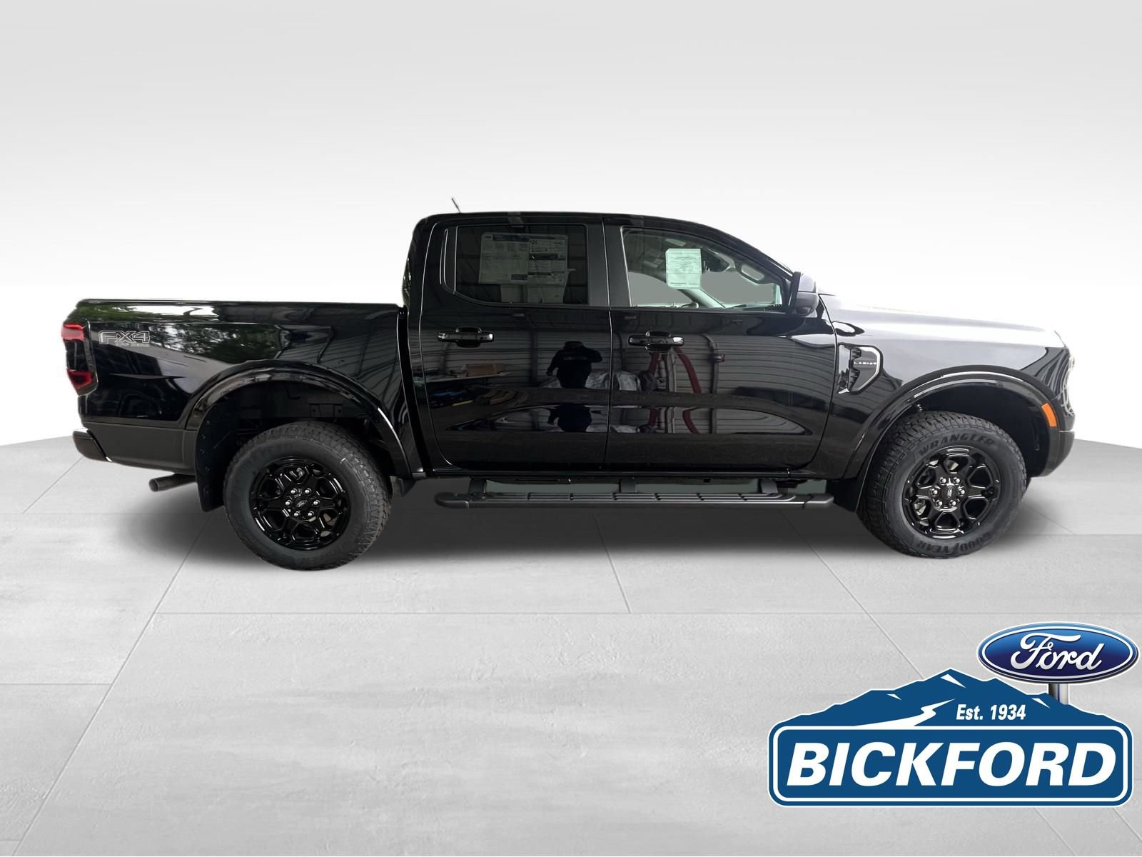 New 2026 Ford Ranger Lariat w/ FX4 Off-Road Package AWD/4WD image 4