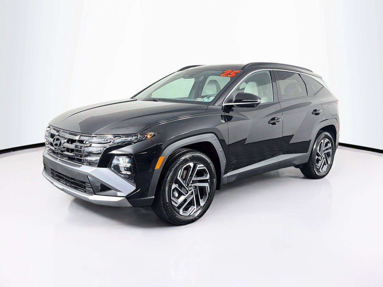 Used 2025 Hyundai Tucson Limited AWD/4WD image 7