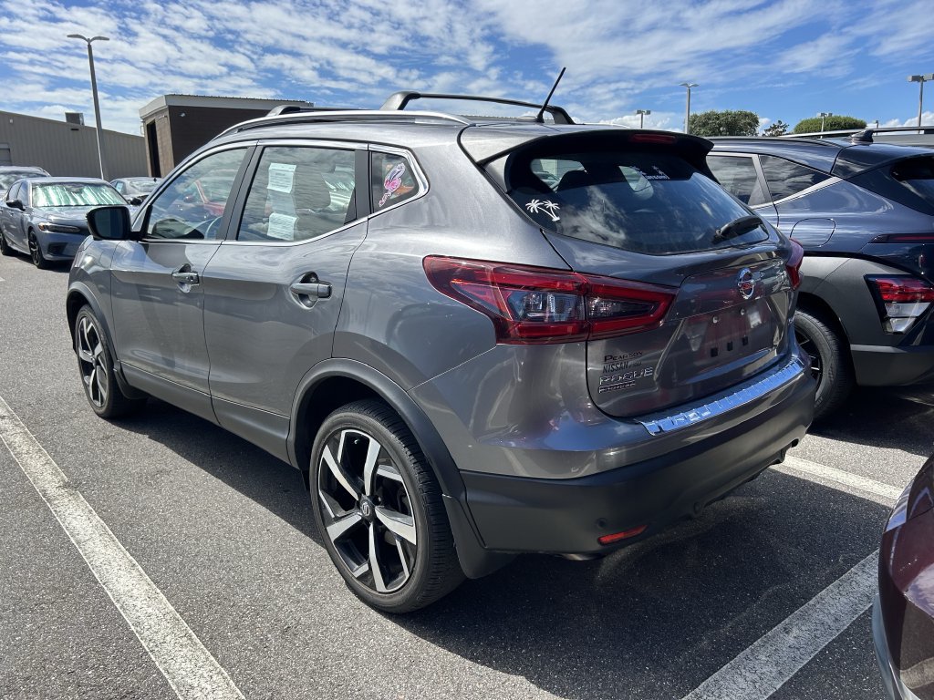 Used 2022 Nissan Rogue Sport SL AWD/4WD image 5