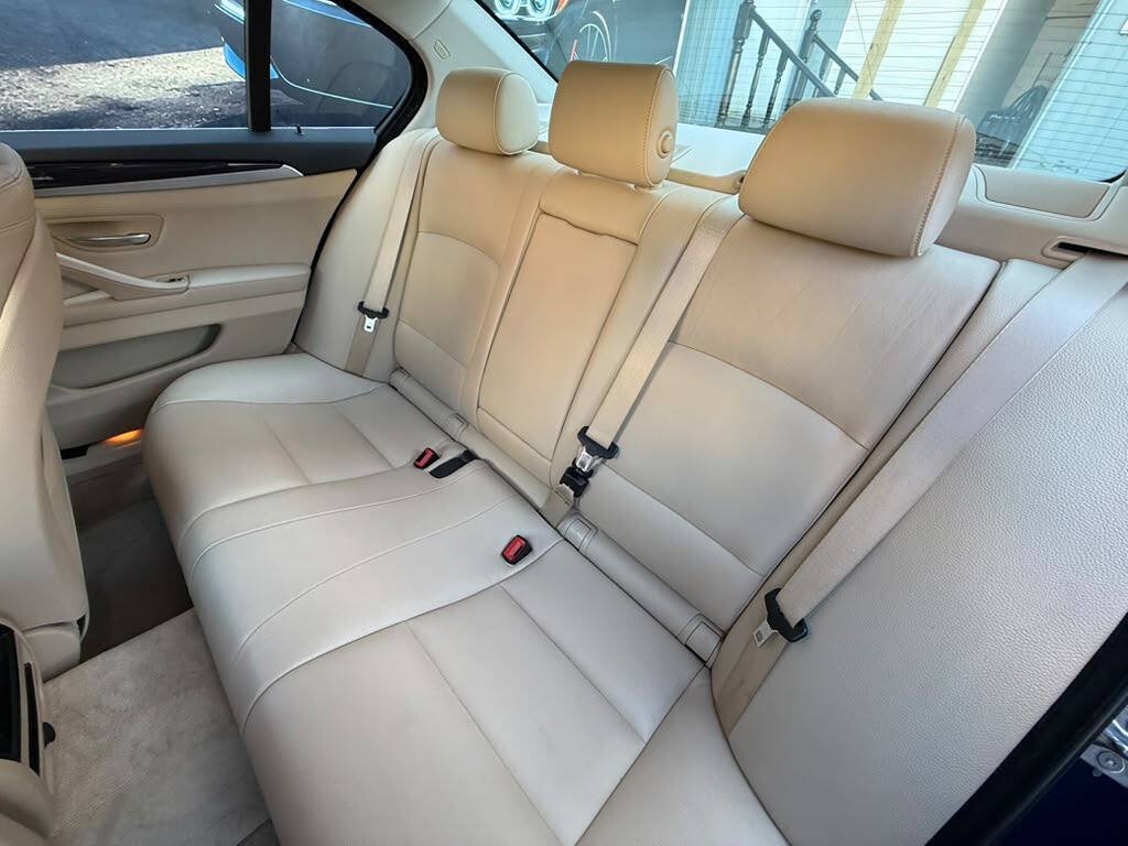 Used 2015 BMW 528i xDrive Sedan AWD/4WD image 14