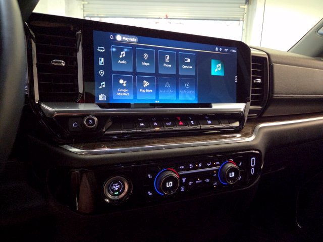 Used 2024 Chevrolet Silverado 1500 LT AWD/4WD image 22
