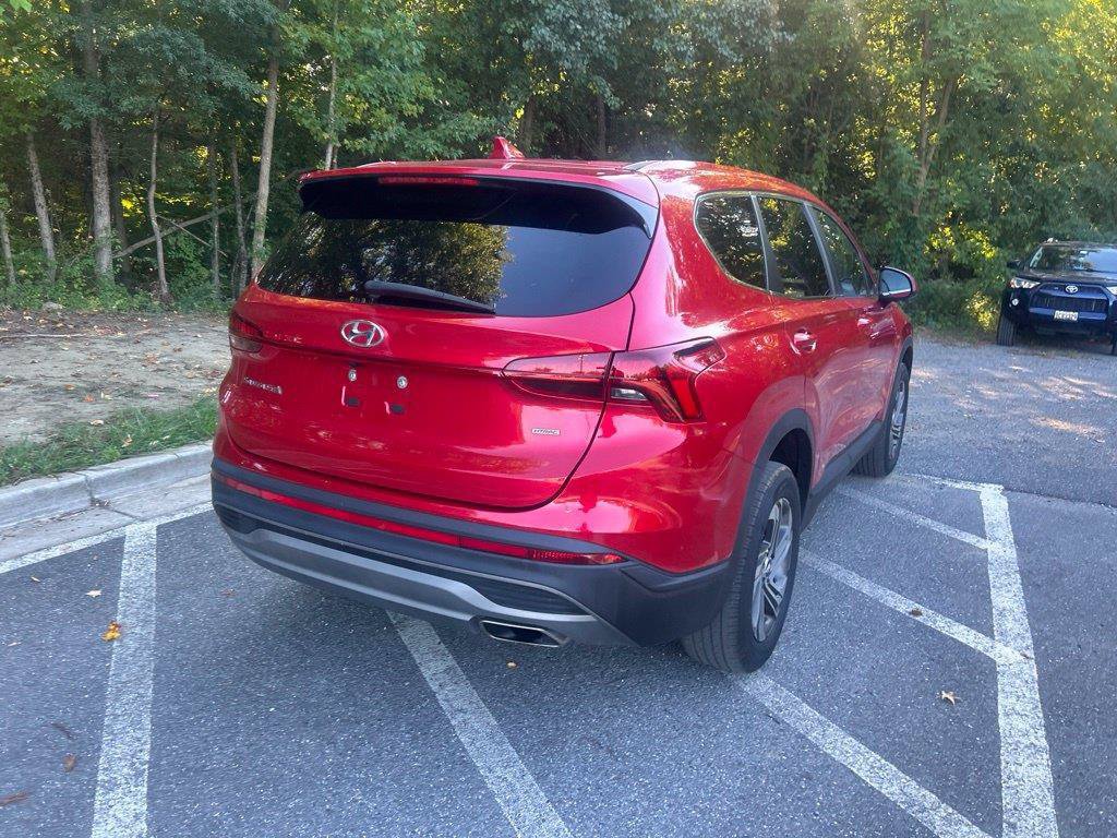Used 2023 Hyundai Santa Fe SE w/ Cargo Package AWD/4WD image 9