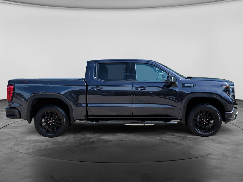 Used 2025 GMC Sierra 1500 Elevation w/ Elevation Premium Package AWD/4WD image 8