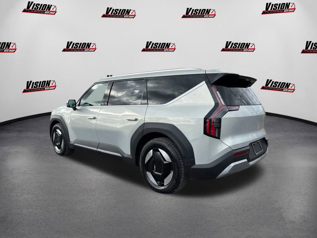 New 2026 Kia EV9 Wind image 7